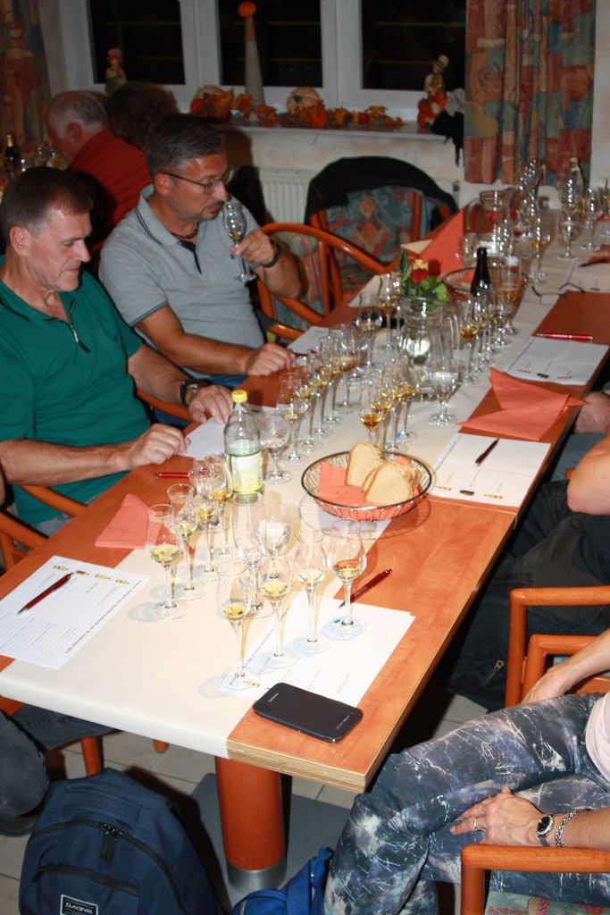 Weinhaus Gebhart Engens