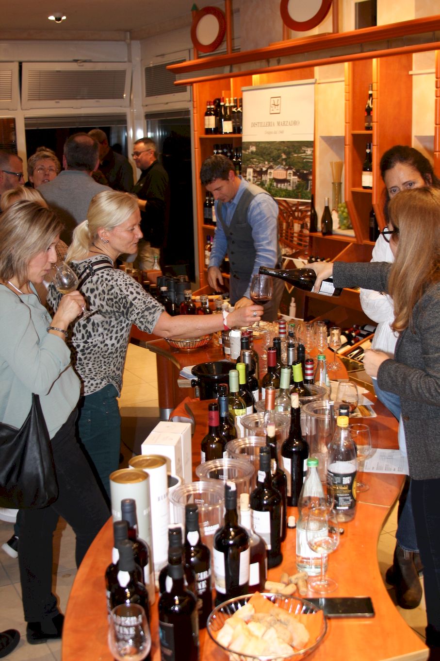 Weinhaus Gebhart Engen
